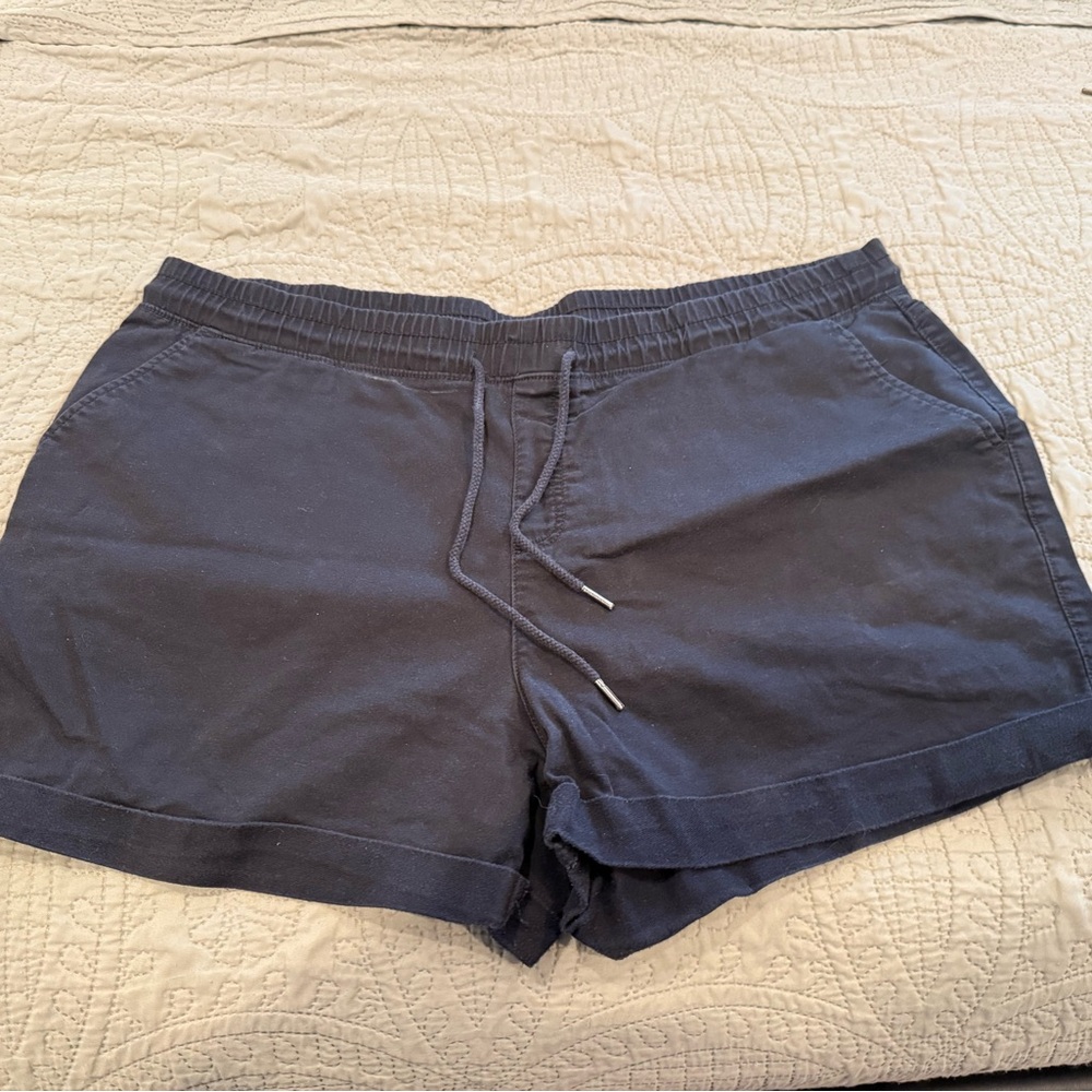 Time and Tru Black Shorts